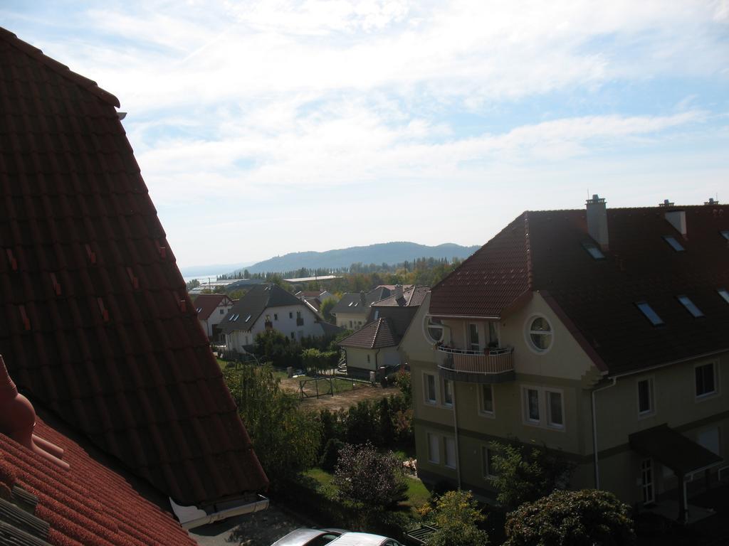 Aaa-Apartment 2 Balatonfured Exterior photo